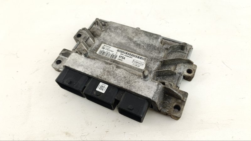 Блок управления двигателем Ford Focus CB8 PNDA 2011