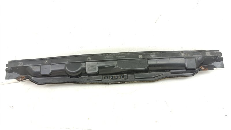 Планка под дворники Ford Focus CB8 PNDA 2011