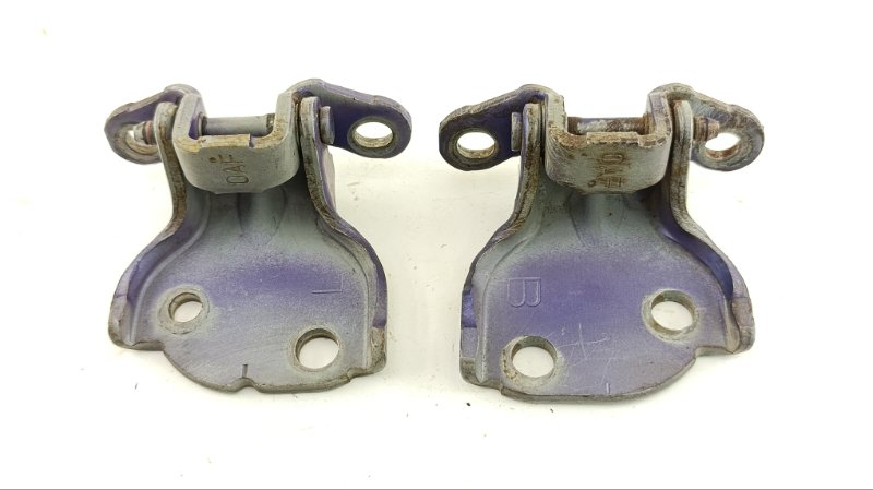 Петля дверная HONDA HR-V GH4 D16A 2000 передняя левая (б/у)