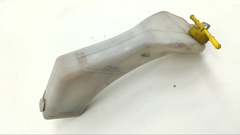 Бачок расширительный NISSAN VANETTE UJC22 LD20 1993 (б/у)