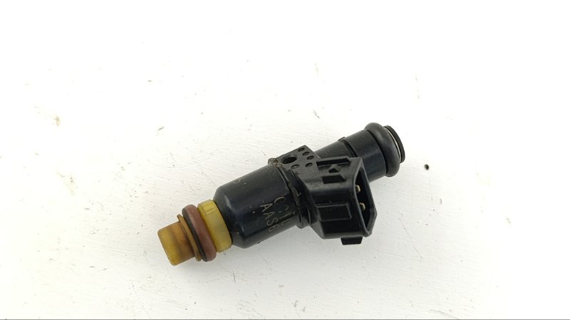 Форсунка топливная HONDA STEPWGN RK1 R20A 2010 (б/у)