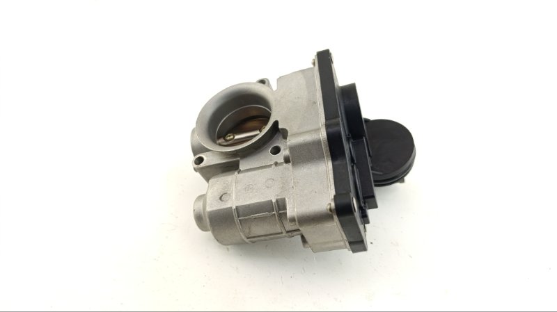 Дроссельная заслонка NISSAN CUBE BZ11 CR14 2005 (б/у)