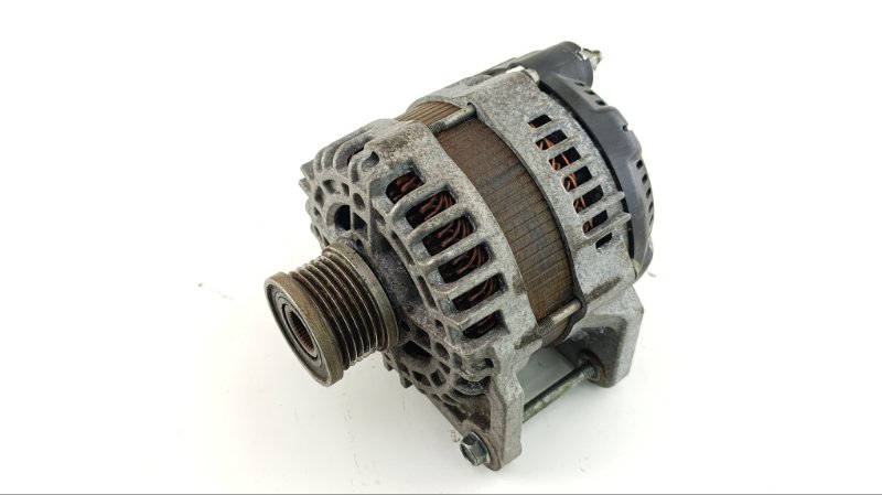 Генератор NISSAN SERENA CC25 MR20 2007 (б/у)