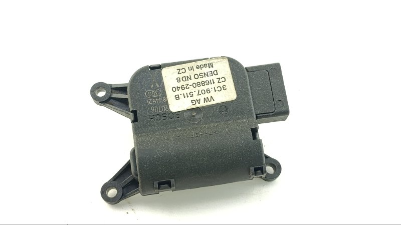 Сервопривод заслонок печки VOLKSWAGEN PASSAT 3C2 BVY 2006 (б/у)
