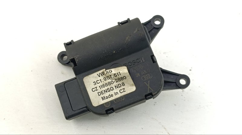 Сервопривод заслонок печки VOLKSWAGEN PASSAT 3C2 BVY 2006 (б/у)