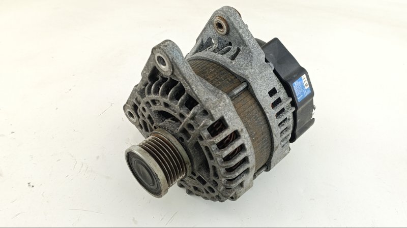 Генератор NISSAN SERENA C25 MR20DE 2006 (б/у)