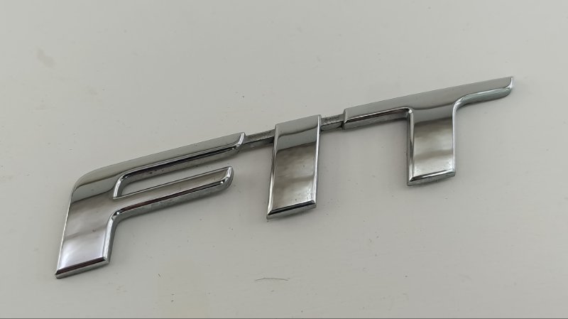 Эмблема HONDA FIT GP5 LEB 2016 (б/у)