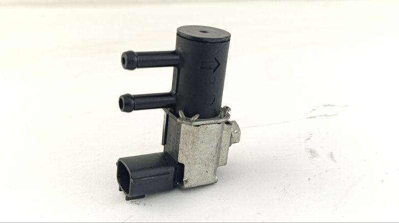 Клапан электромагнитный SUZUKI SWIFT ZC33S K14CT 2017 (б/у)