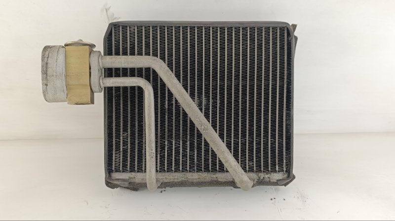 Испаритель кондиционера NISSAN EXPERT VENW11 YD22DD 2000 (б/у)
