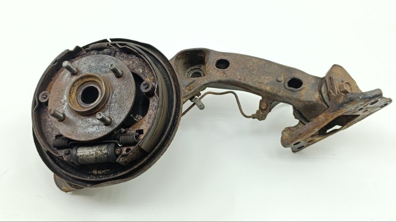 Ступица NISSAN EXPERT VENW11 YD22DD 2000 задняя левая (б/у)