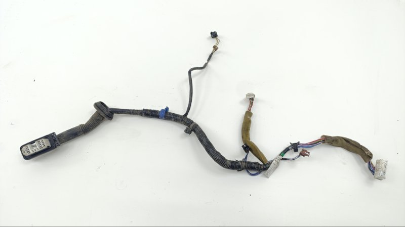 Проводка NISSAN EXPERT VENW11 YD22DD 2000 передняя правая (б/у)