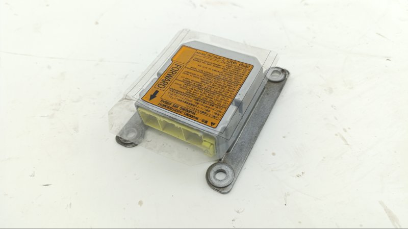 Блок управления airbag NISSAN EXPERT VENW11 YD22DD 2000 (б/у)