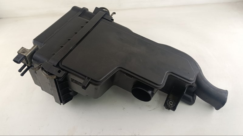 Корпус воздушного фильтра SUZUKI MR WAGON MF22S K6A 2010 (б/у)
