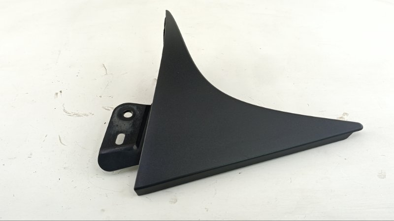 Накладка 5-й двери MAZDA CX-5 KF PE 2017 левая (б/у)