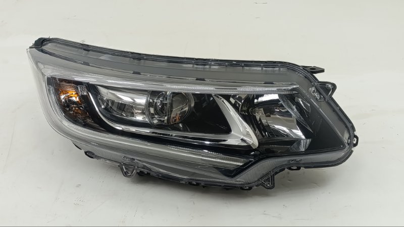 Фара HONDA FREED+ GB5 2016 правая (б/у)
