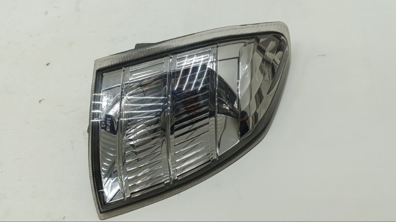 Габарит NISSAN X-TRAIL T30 QR20 2001 правый (б/у)