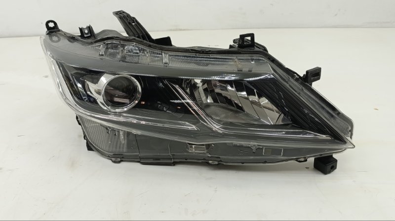 Фара NISSAN SERENA C27 2017 правая (б/у)