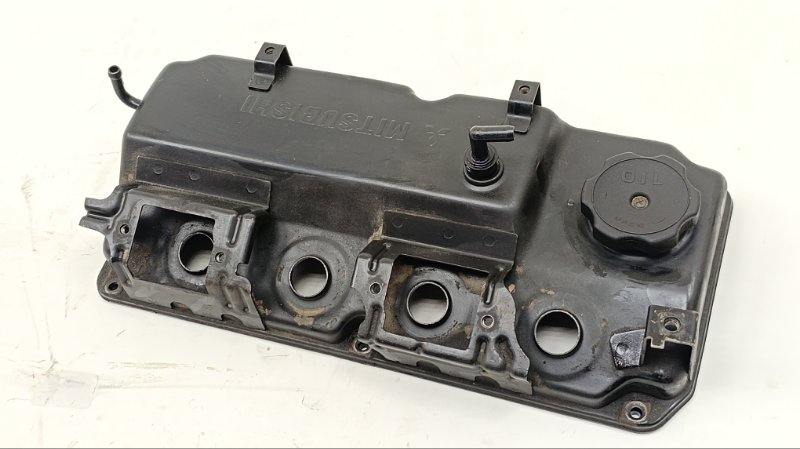 Клапанная крышка MITSUBISHI LANCER CS3A 4G18 2005 (б/у)