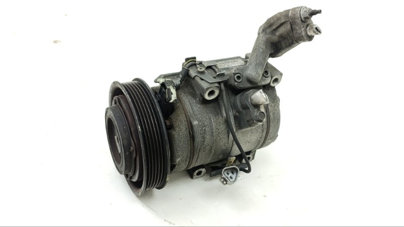 Компрессор кондиционера TOYOTA HARRIER MCU15 1MZFE 1999 (б/у)