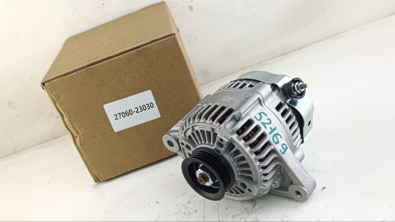 Генератор TOYOTA VITZ SCP10 1SZ 2001 (б/у)