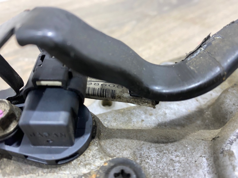 Крышка двигателя передняя TAHOE ESCALADE 2017 YS K2UC L86 6.2 Крышка двигателя передняя TAHOE ESCALADE 2017 YS K2UC L86 6.2