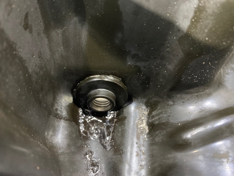 Поддон двигателя картер TAHOE ESCALADE 2017 YS K2UC L86 6.2 Поддон двигателя картер TAHOE ESCALADE 2017 YS K2UC L86 6.2