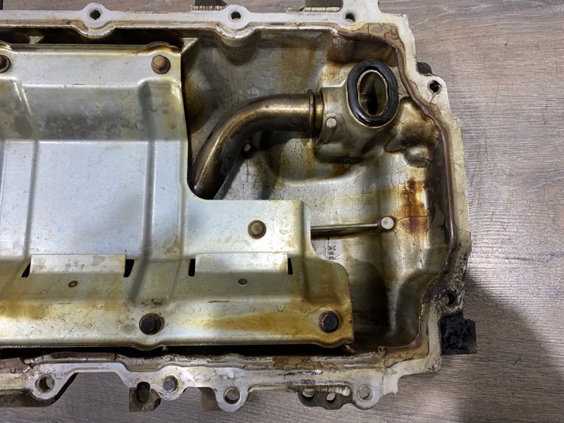 Поддон двигателя картер TAHOE ESCALADE 2017 YS K2UC L86 6.2 Поддон двигателя картер TAHOE ESCALADE 2017 YS K2UC L86 6.2