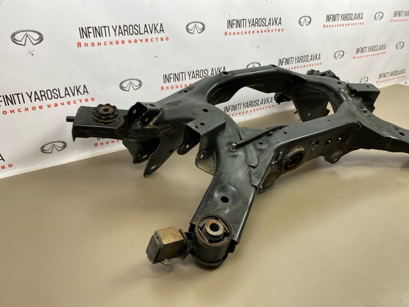 Подрамник задний FX50S FX30D QX70S 2010 S51 VK50VE
