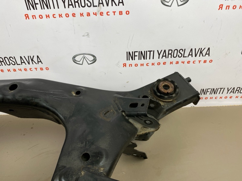 Подрамник задний FX50S FX30D QX70S 2010 S51 VK50VE