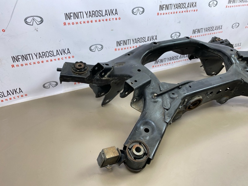 Подрамник задний FX50S FX30D QX70S 2010 S51 VK50VE