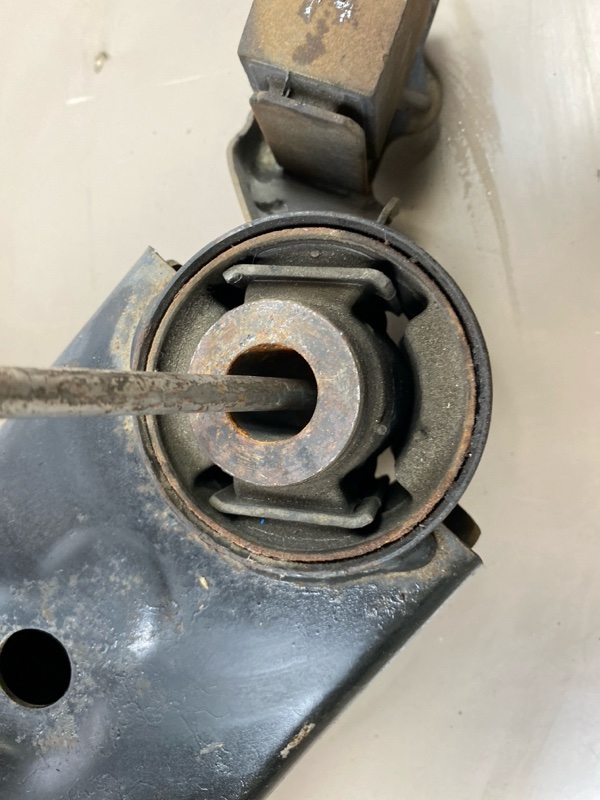 Подрамник задний FX50S FX30D QX70S 2010 S51 VK50VE