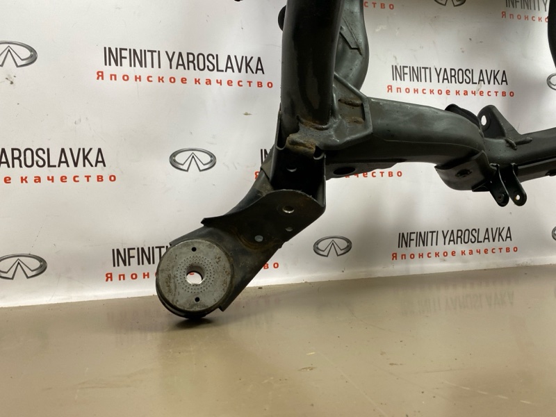 Подрамник задний Touareg Cayenne 2011 7P5 958 CGRA Подрамник задний Touareg Cayenne 2011 7P5 958 CGRA