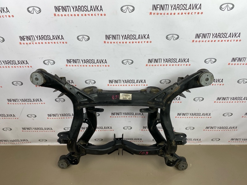 Подрамник задний Touareg Cayenne 2011 7P5 958 CGRA Подрамник задний Touareg Cayenne 2011 7P5 958 CGRA