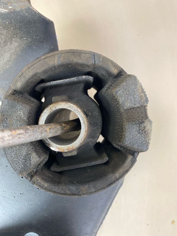 Подрамник задний G37 Coupe 2008 CV36 VQ37VHR Подрамник задний G37 Coupe 2008 CV36 VQ37VHR