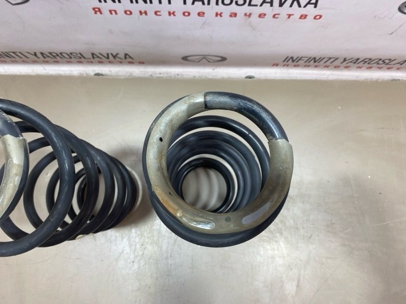 Пружины задние 2WD M25 M56 Q70 Y51