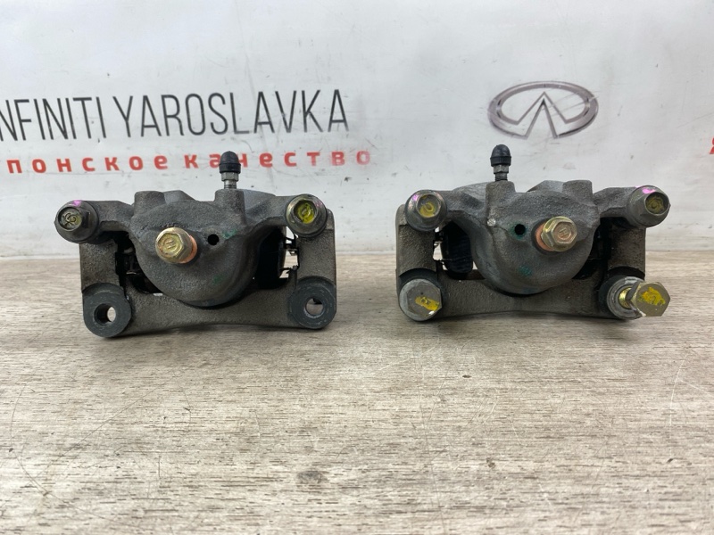 Суппорт комплект задний M35 M45 2005 Y50 VK45DE