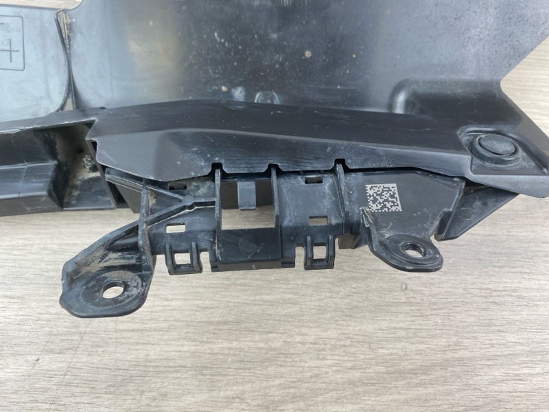 Кронштейн блока управления Land Cruiser 300 2022 VJA300