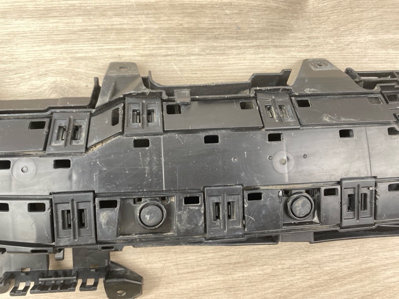 Кронштейн блока управления Land Cruiser 300 2022 VJA300