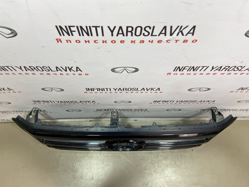 Решетка радиатора Land Cruiser 300 VJA300