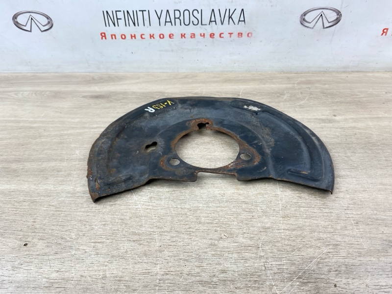 Пыльник тормозного диска передний правый QX56 QX80 2010 Z62 VK56VD Пыльник тормозного диска передний правый QX56 QX80 2010 Z62 VK56VD