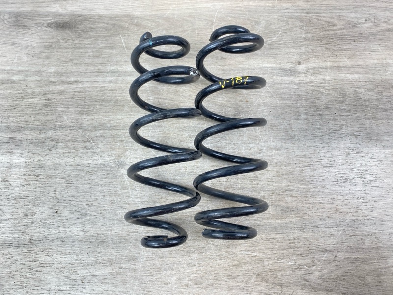 Пружины задние QX50 2018 J55 KR20DDET Пружины задние QX50 2018 J55 KR20DDET