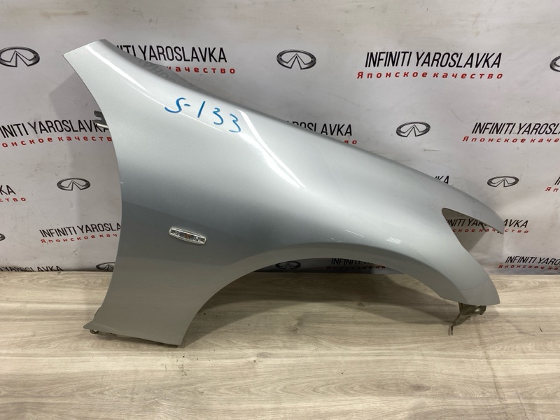 Крыло переднее правое G25 G35 G37 2010 V36 VQ25HR