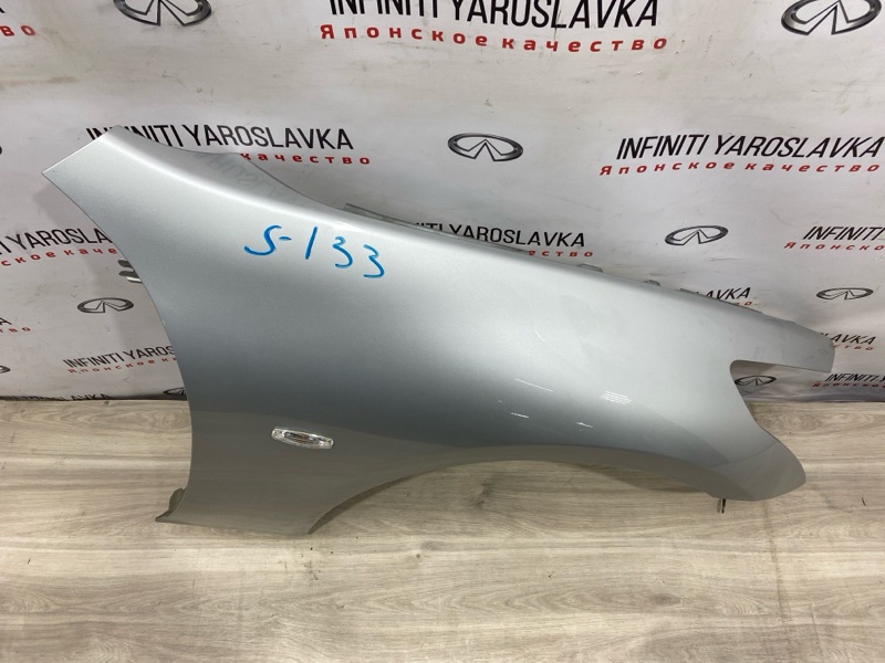 Крыло переднее правое G25 G35 G37 2010 V36 VQ25HR