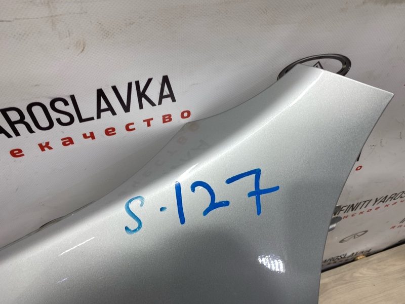 Крыло переднее левое G25 G35 G37 2011 V36 VQ25HR