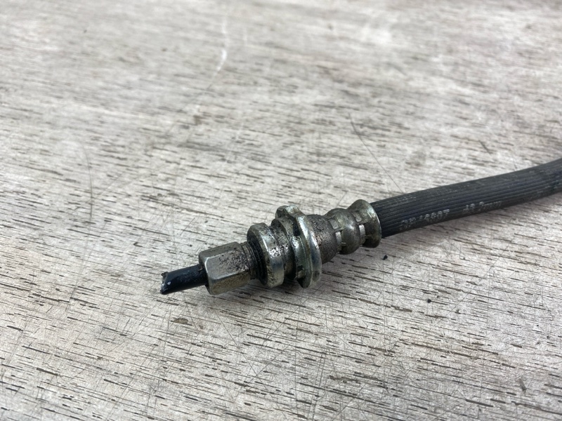 Тормозной шланг передний правый Q50 2016 V37 2.0t