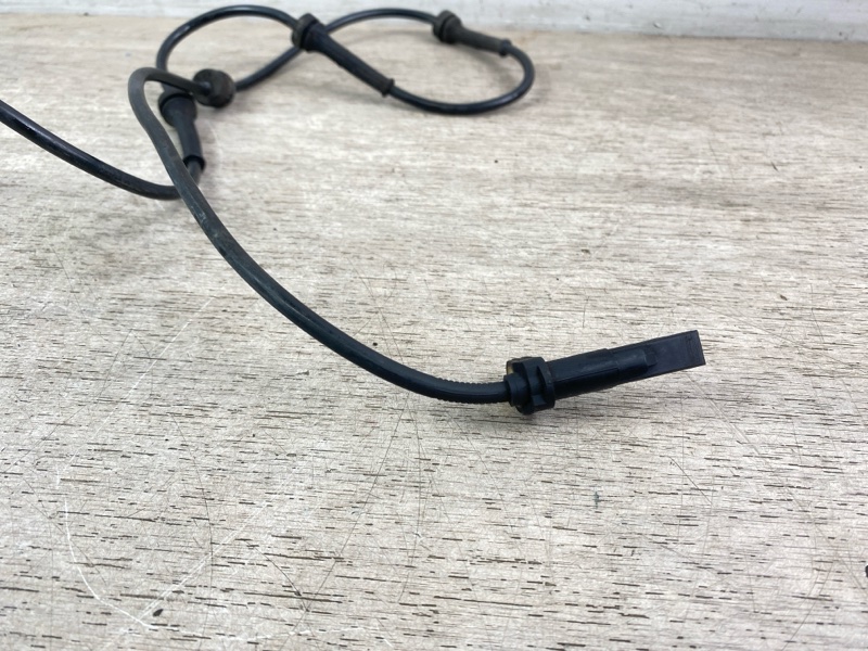 Датчик abs передний M35 M45 2008 Y50 VK45DE