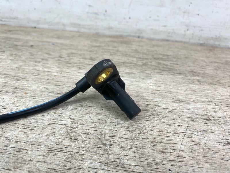 Датчик abs задний правый Q50 Q60 2014 V37 CV37 VQ35HR hybrid