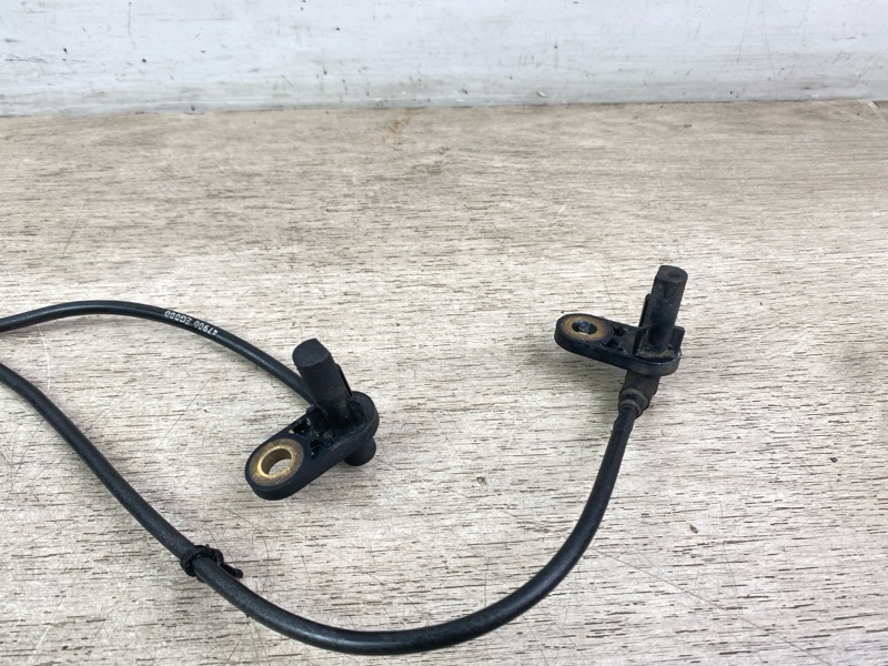 Датчик abs задний G25 G35 G37 M35 M45 2012 V36 Y50 VQ37VHR