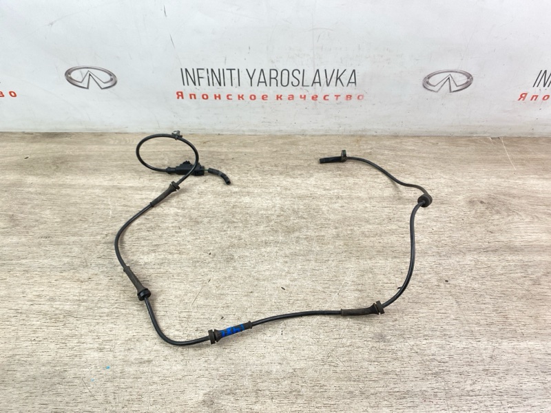 Датчик abs передний правый M35 M45 2004 Y50 VQ35DE Датчик abs передний правый M35 M45 2004 Y50 VQ35DE