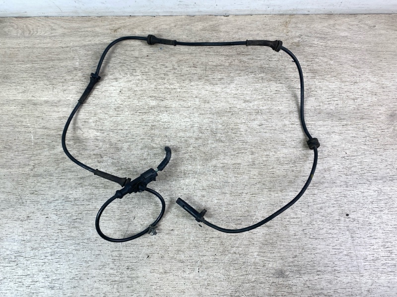 Датчик abs передний правый M35 M45 2004 Y50 VQ35DE Датчик abs передний правый M35 M45 2004 Y50 VQ35DE